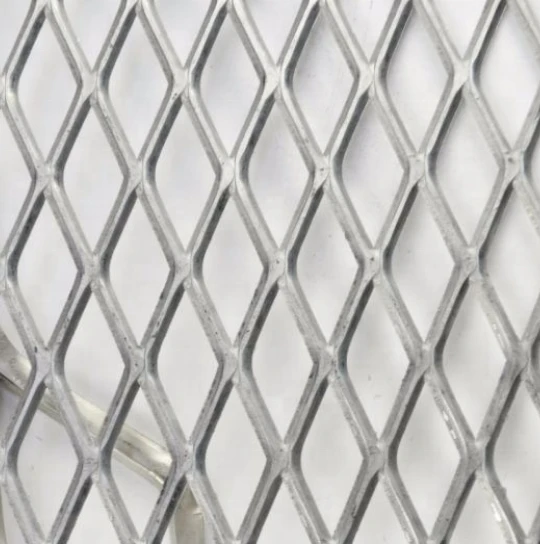 Aluminium Expanded Wire Mesh Decorative Expanded Metal Mesh 0.3mm-8mm Thickness