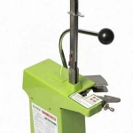 China Factory manufacture poly clip sausage casing machine with U shape clips screws for sale
