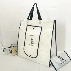 Custom logo and size reusable promotional non woven foldable shopping bag