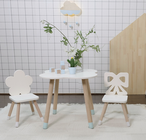 Cute Design Kids Room Furniture Wood Table And Chairs Set