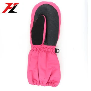 High quality adjustable cute mittens cold weather kids snowboard ski gloves