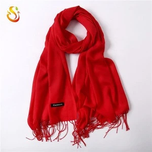 High quality low price custom printed fashion couples warm long scarf shawl wrap hijab festival gift