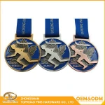 Make metal custom medal souvenir 3d sport medal zinc alloy blank gold award metal sport 3d medal with ribbon