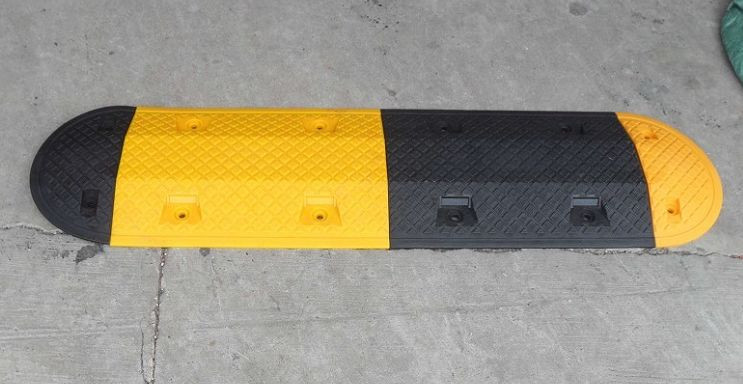 Buy Plastic Speed Hump Road Speed Bump Breaker from Jiaozuo Ruifulai ...