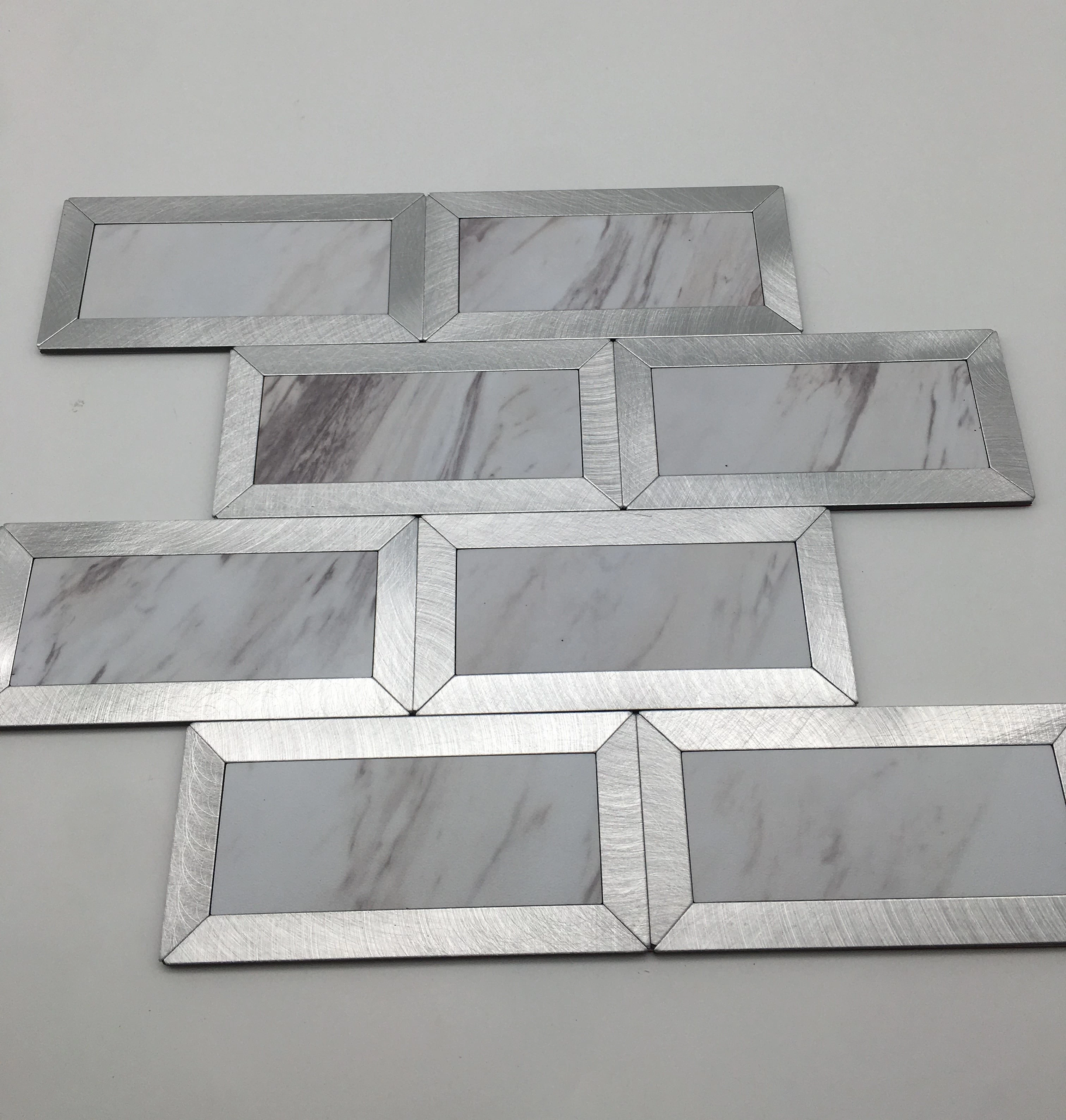 Self Adhesive Silver and white carrara Waterproof PVC Peel And Stick Tiles Mosaic For Wall Backsplash