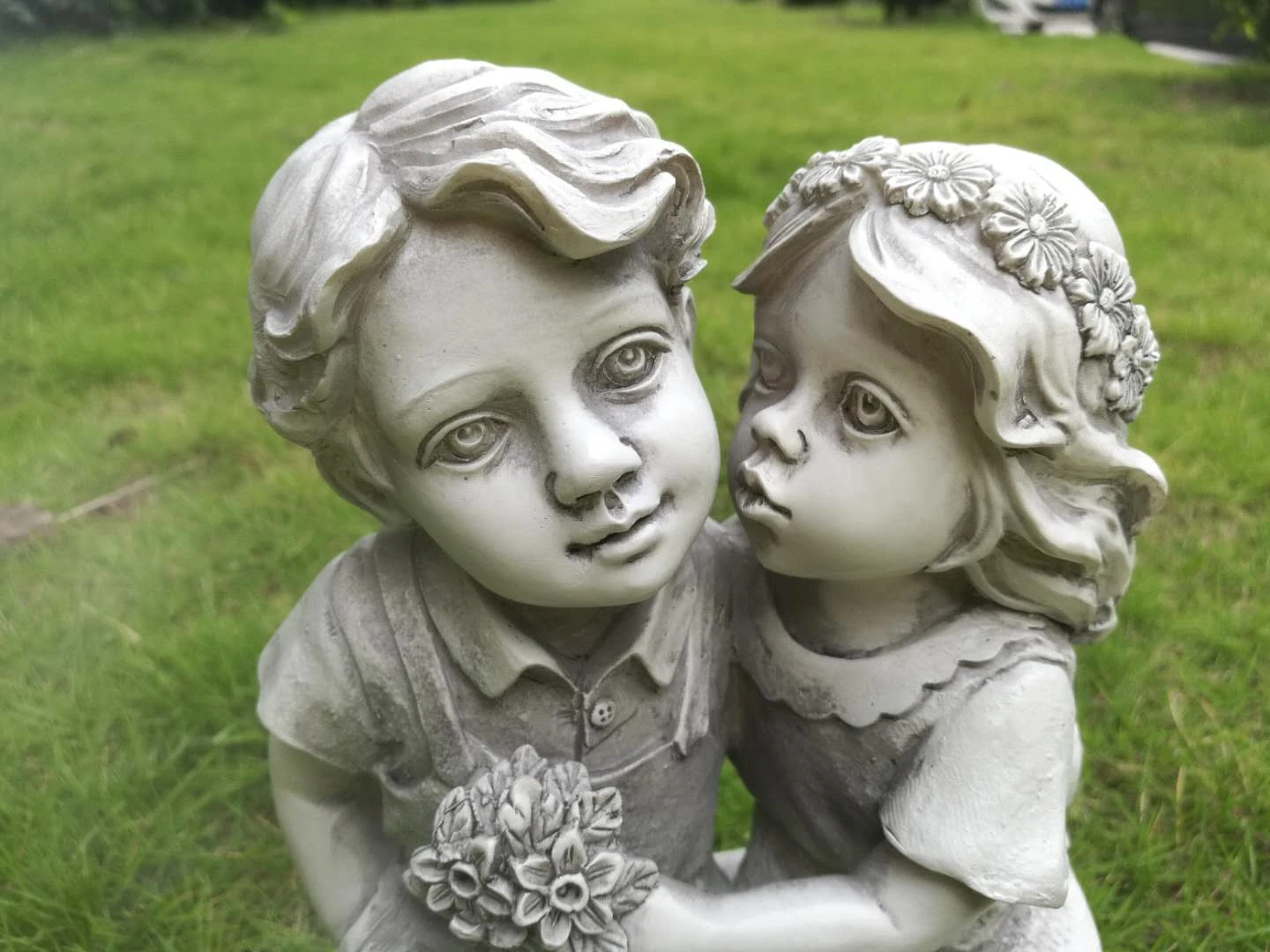 Sweet kiss Resin Figurine home Garden Decoration crafts