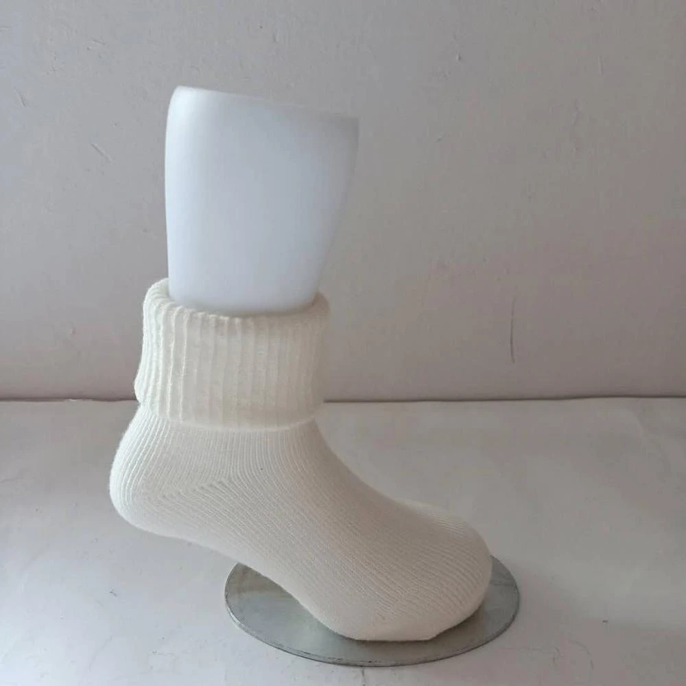 Wholesale non slip rubber trainers baby sock