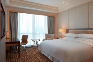 Sheraton Petaling hotel bedroom furniture