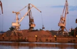 Wholesale supplier of bauxite ore from Guinea-AI103-45% to 50%