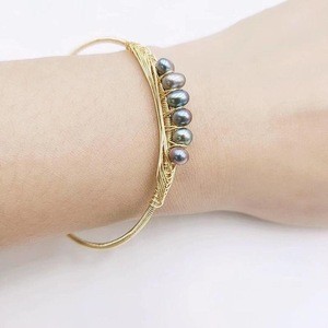 BD-A882 new stylish women fresh water pearl bangle gold plating wire wrapped handmade bracelet bangle jewelry