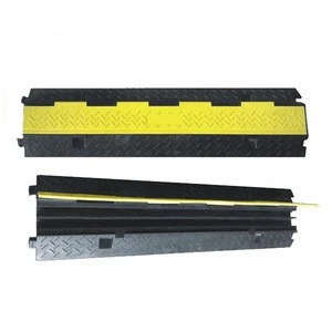 Customized pvc coated safety rubber speed cable protector hump