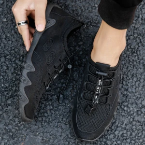 Fashionable casual mens shoes are designed for men for daily leisure shoes sports running shoes