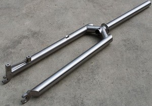 Gr.9 Titanium alloy road bike front fork 700C 3AL/2.5V Bicycle Fork