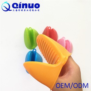 High-resistance Eco-friendly silicone pot holders oven mitts silicone oven glove