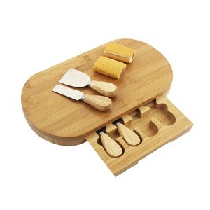 LOGO Free Fancy Custom Kitchen Natural Cutlery Set Cake Bread Slicing Plate Drawer Bamboo Cheese Cutting Board and Knife Set