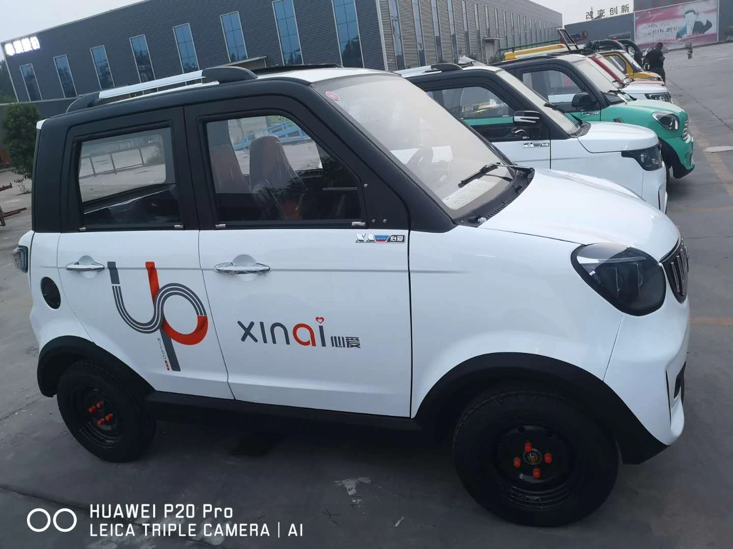 Newest High Speed 4 Seats Small Vehicle Cheap Electric Cars