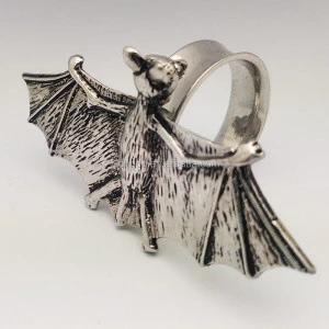 Novelty Halloween silver metal flying bat decorative napkin ring