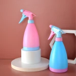 Salon Candy colors Fine Mist Spray bottle Reusable Hair Spray Bottle For Barber Fine Aerosol Water Mist Trigger