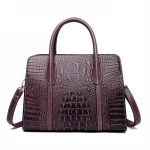 Temperament handbags 2021 urban trend crocodile pattern Korean fashion professional women single-shoulder messenger bag