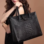 Wholesale custom luxury vegan crocodile pattern hand bag women shoulder bags genuine leather handbags