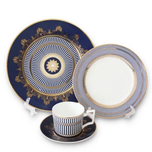 Wholesale Dubai luxury bone china dinnerware sets blue wall series blue ceramic dinner plate set porcelain dinner sets