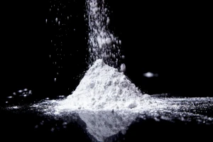 Calcined / active alumina powder