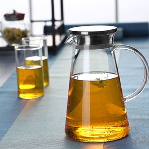 1500ML borosilicate clear glass hot and cold water juice jug with lid