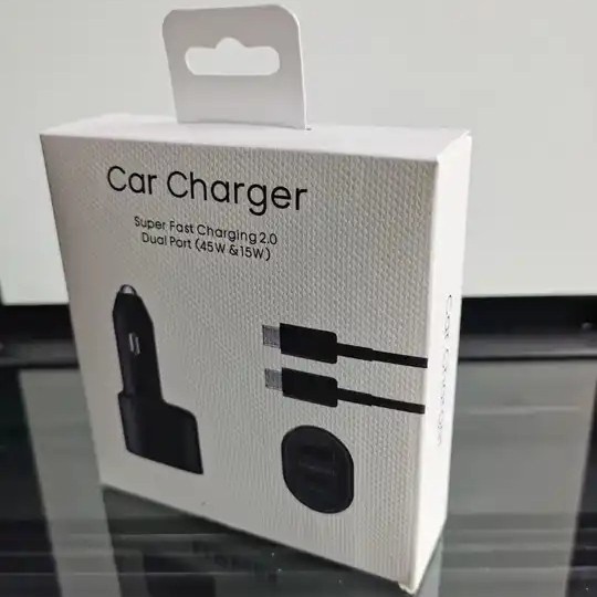 2 Port Car Charger 45W+15W QC4.0/3.0 USB Pd Fast Charging Car Charger for Sung Galaxy S22 S21 S10 L5300 Wei Laptop