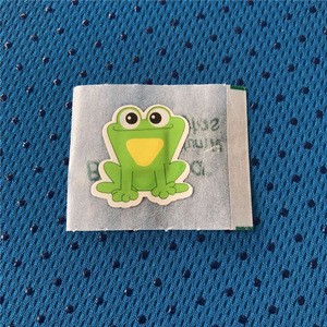 38x35mm Frog Shape Long Lasting Adhesive Band aids for Kids