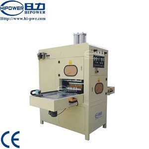 Automatic high frequency plastic welding and cutting machine for PVC foam/powder puff making