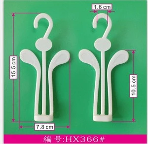black clear white Wholesale display anti-slip plastic shoe hook in supermarket  for shoes and slipper Plastic Shoe Hanger