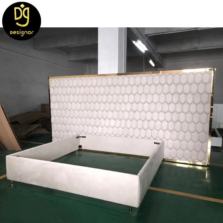 DG201109BB1 Custom made bedroom furniture tufed post modern queen king size gold metal headboard elegant white frame velvet bed