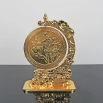 High quality yellow bronze souvenir gold-plated ornaments