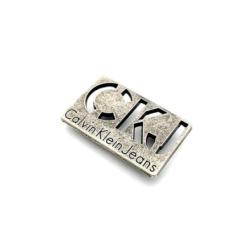 Hollow Out Logo Design Metal Plate Tags for Jeans Accessories Antique Silver Custom Letter Metal Clothing Brand Name Labels Tag