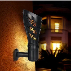 Integrated outdoor decorative european Fickering Flame led solar powered garden light