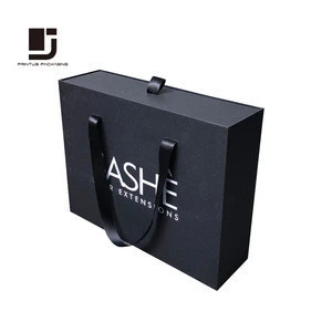 Buy Luxury Paper Custom Shoe Packaging Box With Rope Handle from Shanghai  PrintUs Packing Products Co., Ltd., China