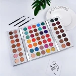 Matte 63 Color Makeup Eye Shadow Custom Eye Shadow Palette