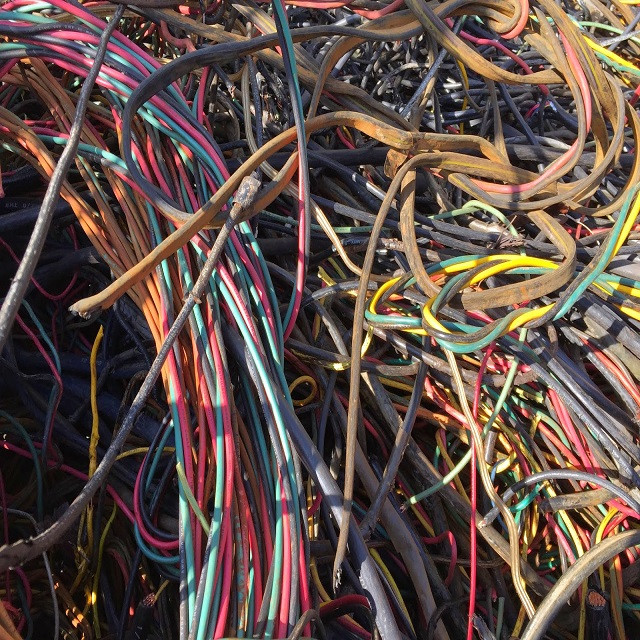 Buy New Insulated Copper Wire Scrap Hot Sale Of Copper Scrap/cooper Wire from EURL BENE HOLDING