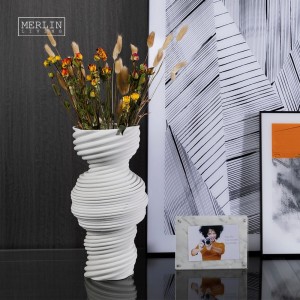 Round Shape 3D Print Rope Surround Design Ceramic &amp; Porcelain Vases