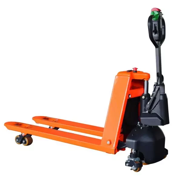 The PTE15C is an all-electric handling pallet jack equipped with permanent magnet DC brushless system and 48V lithium battery.