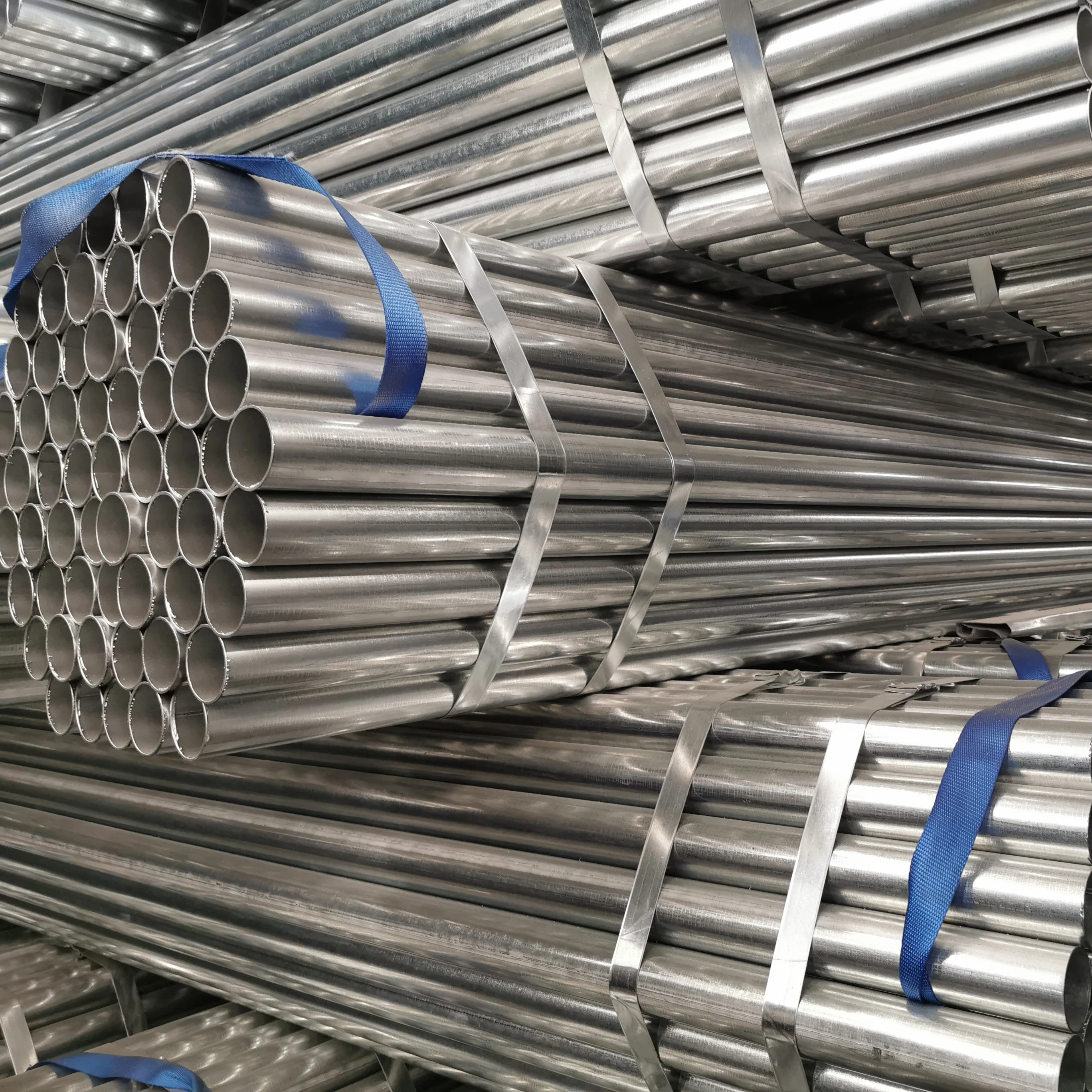 Tianjin Good quality galvanized steel tube / GI steel round pipe / hot dip galvanized steel pipe