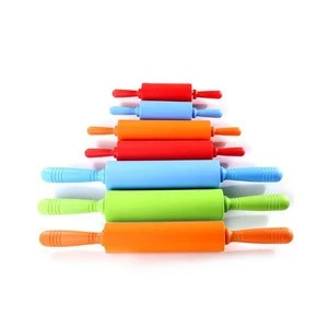 Wholesale factory price easy to clean silicone rolling pin