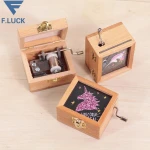 Wholesale 8 Key Music Box Music Machine With Movement For Export