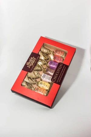 Chocolate covered fruits with milk caramel filling. Box x 7 units  (119 grams)
