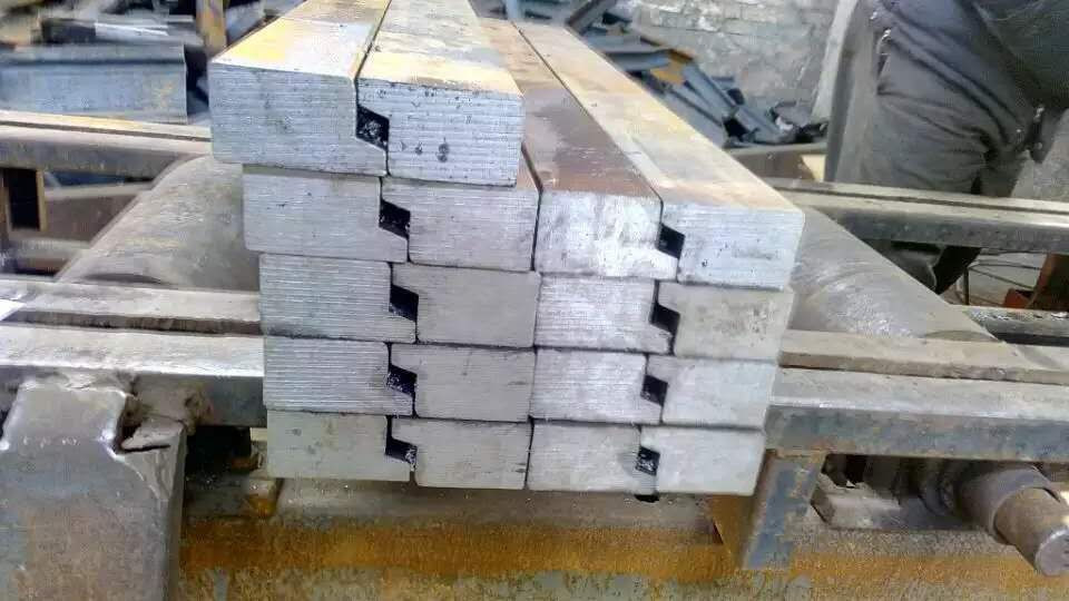 Buy Hot Rolled Fork Carriage Bar Cross Beam Shape Steel Fem Section Bar