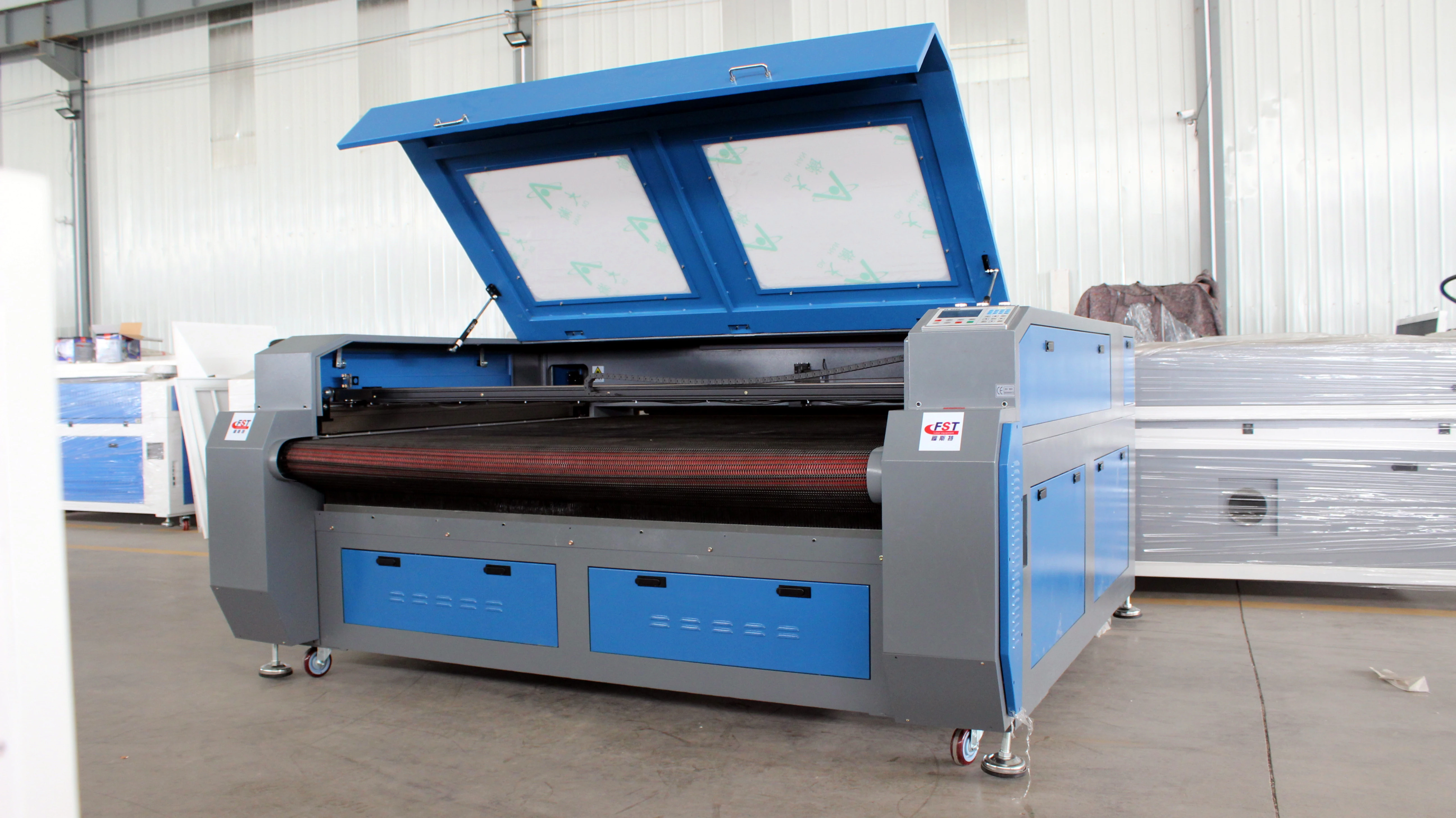 100w 130w auto feeding  co2  laser cutting machine 1610  fabric textile laser cutter