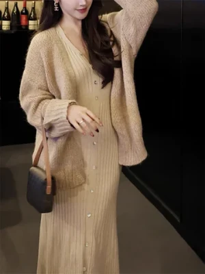 New Arrival Autumn Hermann Curve Temperament French Women Knitted Dress Wool V-neck Slim Bottoming Dress For Women