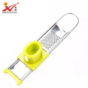 Plastic and stainless malfunctional vegetable peeler kitchenware