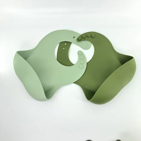 Quntaisilicone High Quality Soft Silicone Baby Suction Plates And Bibs Safety Rubber Baby Bibs Cotton Silicone Drool Bib Toys