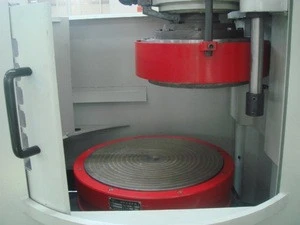Vertical surface grinding machine